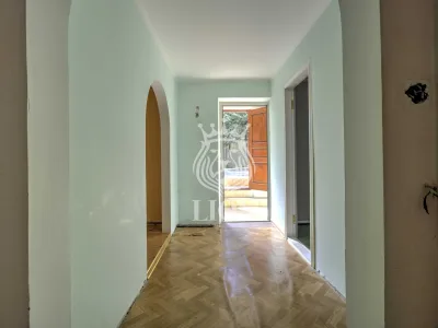 Коммерческая 45 м², Партенит — миниатюра 33
