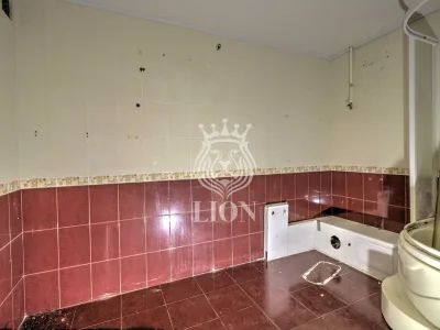 Коммерческая 45 м², Партенит — миниатюра 36