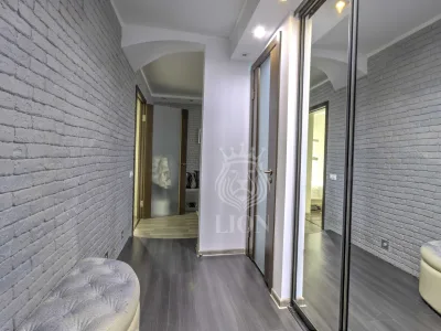 2-к квартира 52 м² 1/5 эт., Партизанская — миниатюра 2