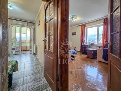 1-к квартира 37.5 м² 7/12 эт., Октябрьская