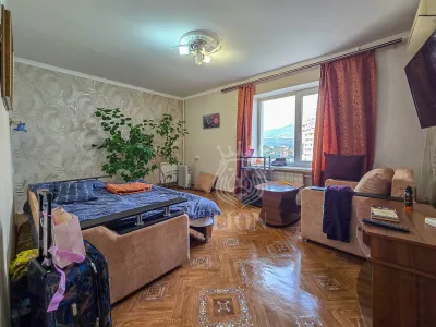 1-к квартира 37.5 м² 7/12 эт., Октябрьская — миниатюра 5